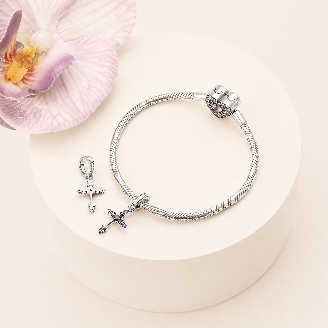 ornate cross is crafted from 925 sterling silver | Asttery