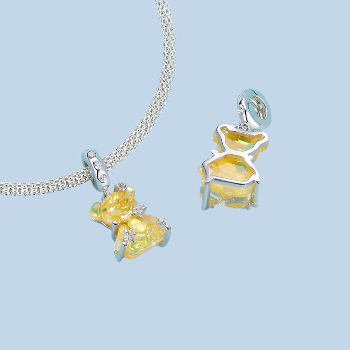 Amie charm in sterling silver with translucent golden resin | Asttery