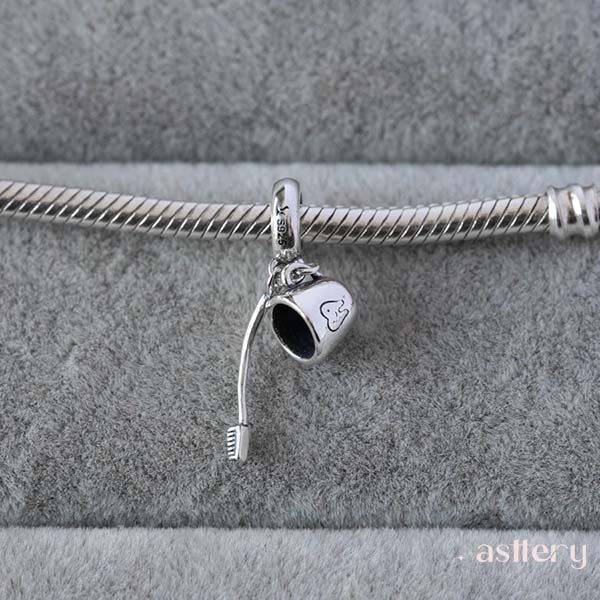 Sterling silver charm with toothbrush and black enamelled cup | Asttery