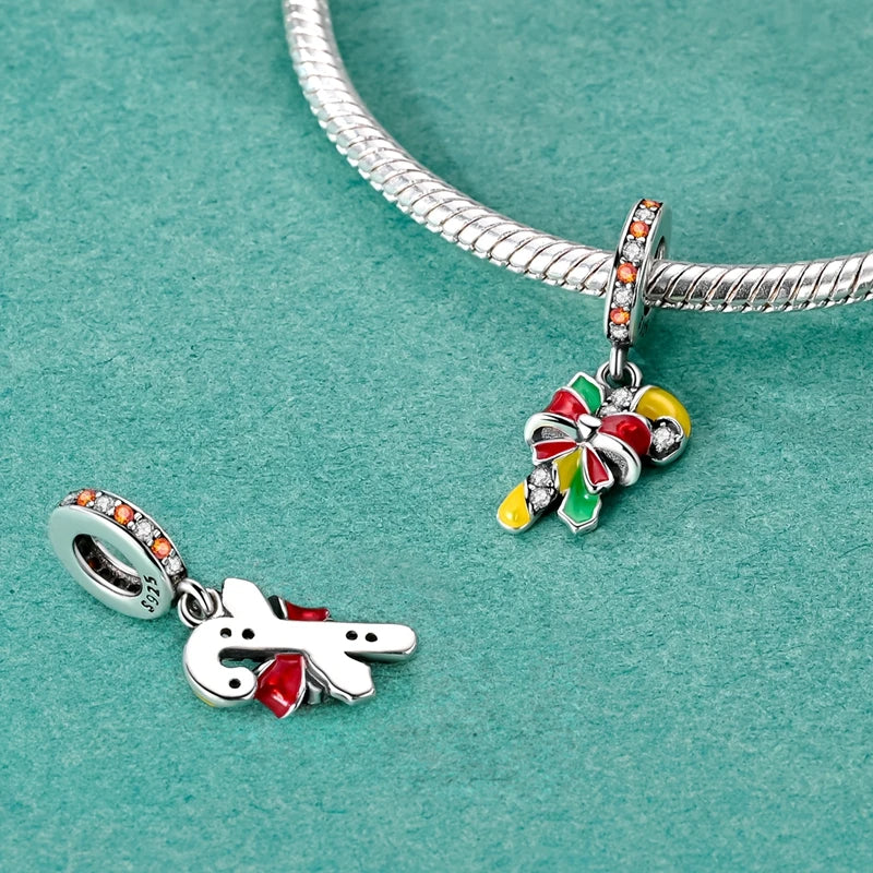 Front and back view of the 925 sterling silver Christmas Candy Wreath dangle charm | Asttery