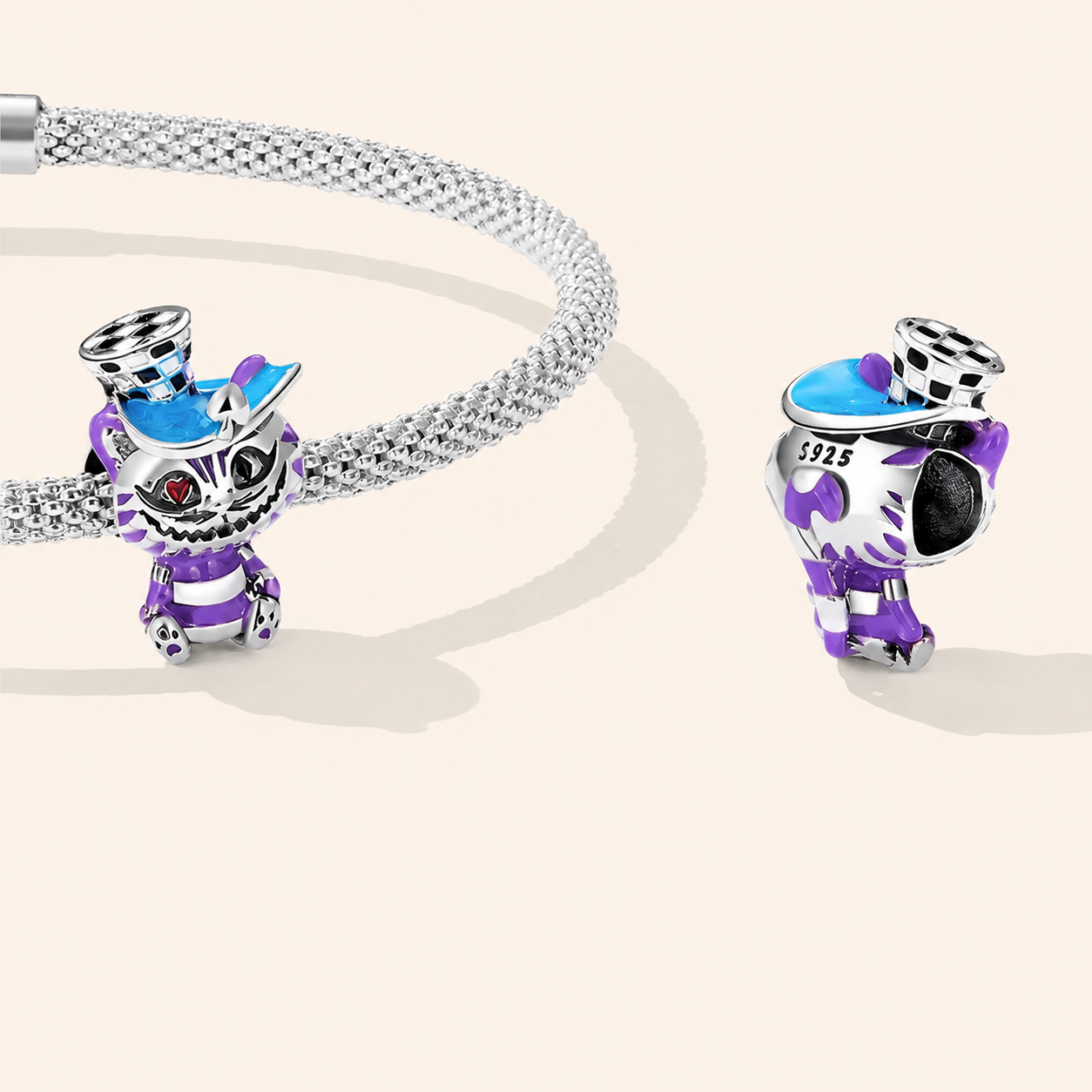 Front and back view of the whimsical sterling silver cat charm bead | Mavrek by Asttery