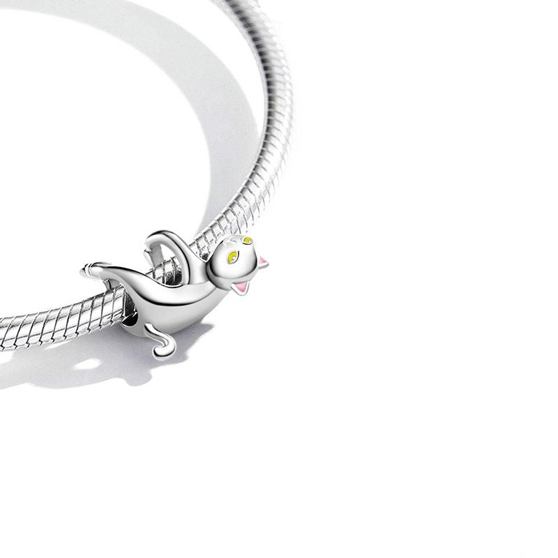 Felin Lune charm on bracelet, symbol of softness, trust, and quiet elegance, Asttery