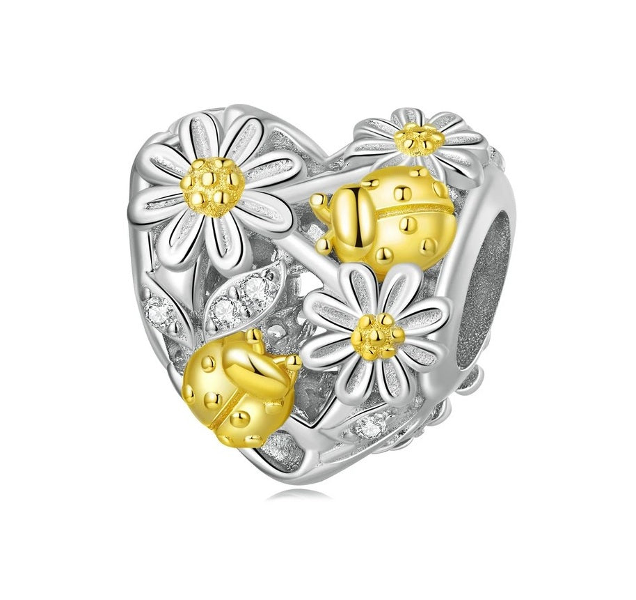 925 Sterling Silver Ladybird & Daisy Heart Charm | Asttery