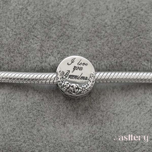 Grandma Love charm bead styled on a bracelet, symbolising family affection and gratitude | Asttery