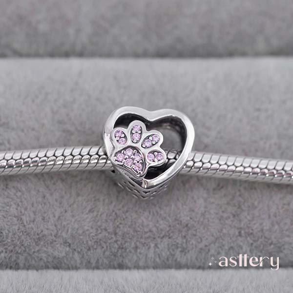 Sterling silver heart charm with cubic zirconia paw | Asttery