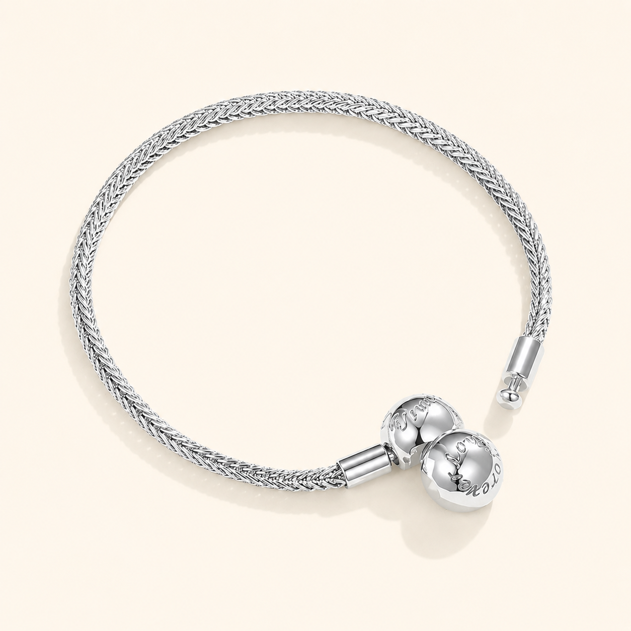 Close-up view of the ‘Love Forever’ clasp on the 925 sterling silver snake chain bracelet | Eltheris by Asttery