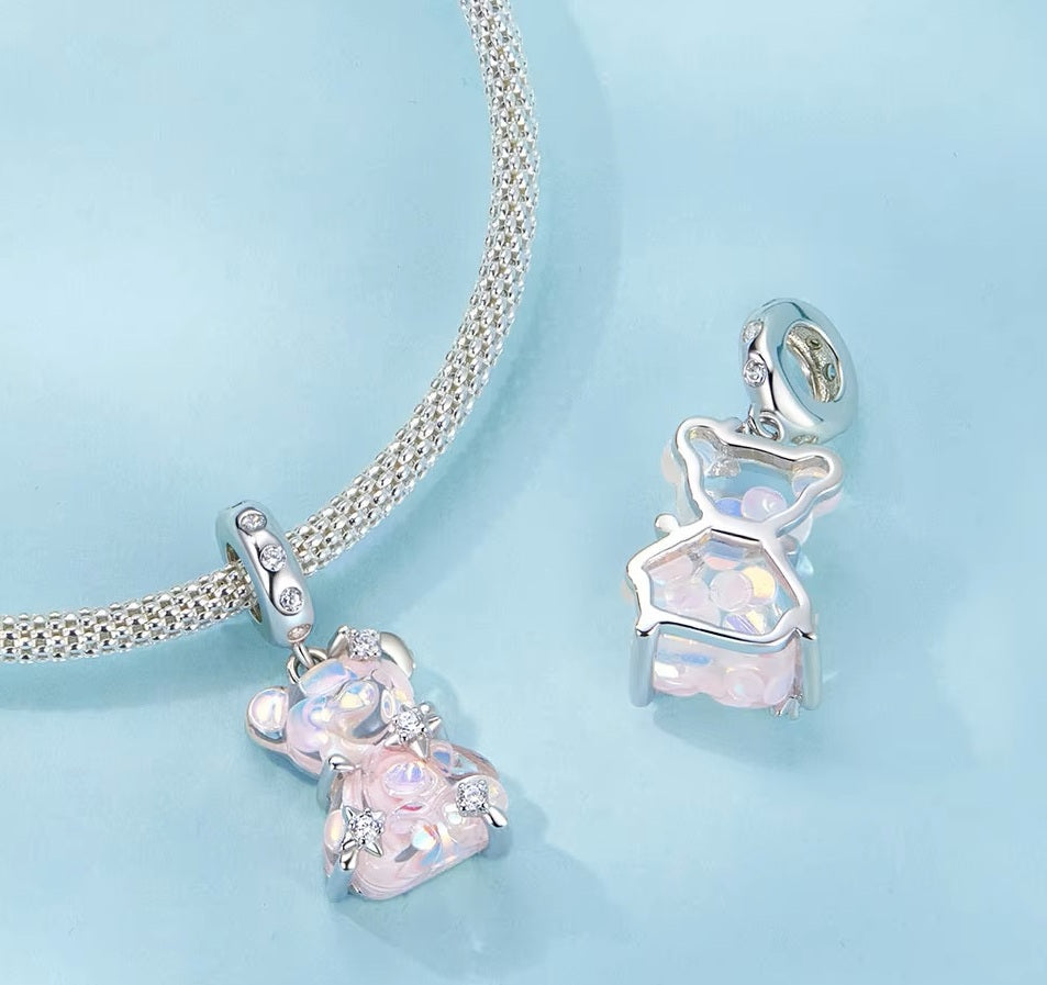 Melivie charm in 925 silver with cubic zirconia and translucent details | Asttery