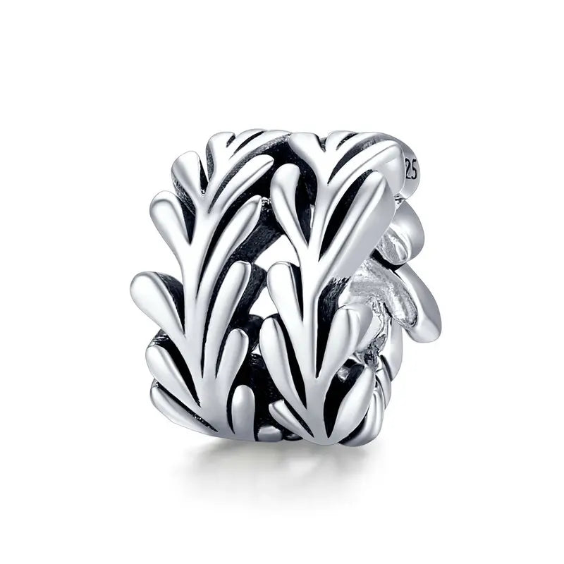 Alune spacer in 925 sterling silver with seaweed-inspired relief design | Asttery
