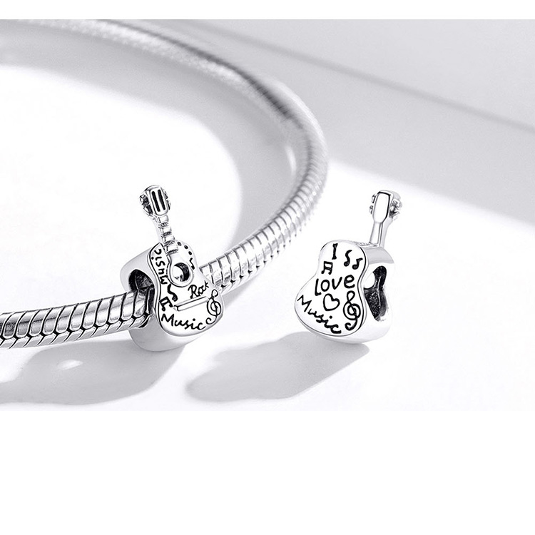 Charm shaped like a guitar in 925 silver with symbolic engravings and smooth polished finish, Asttery